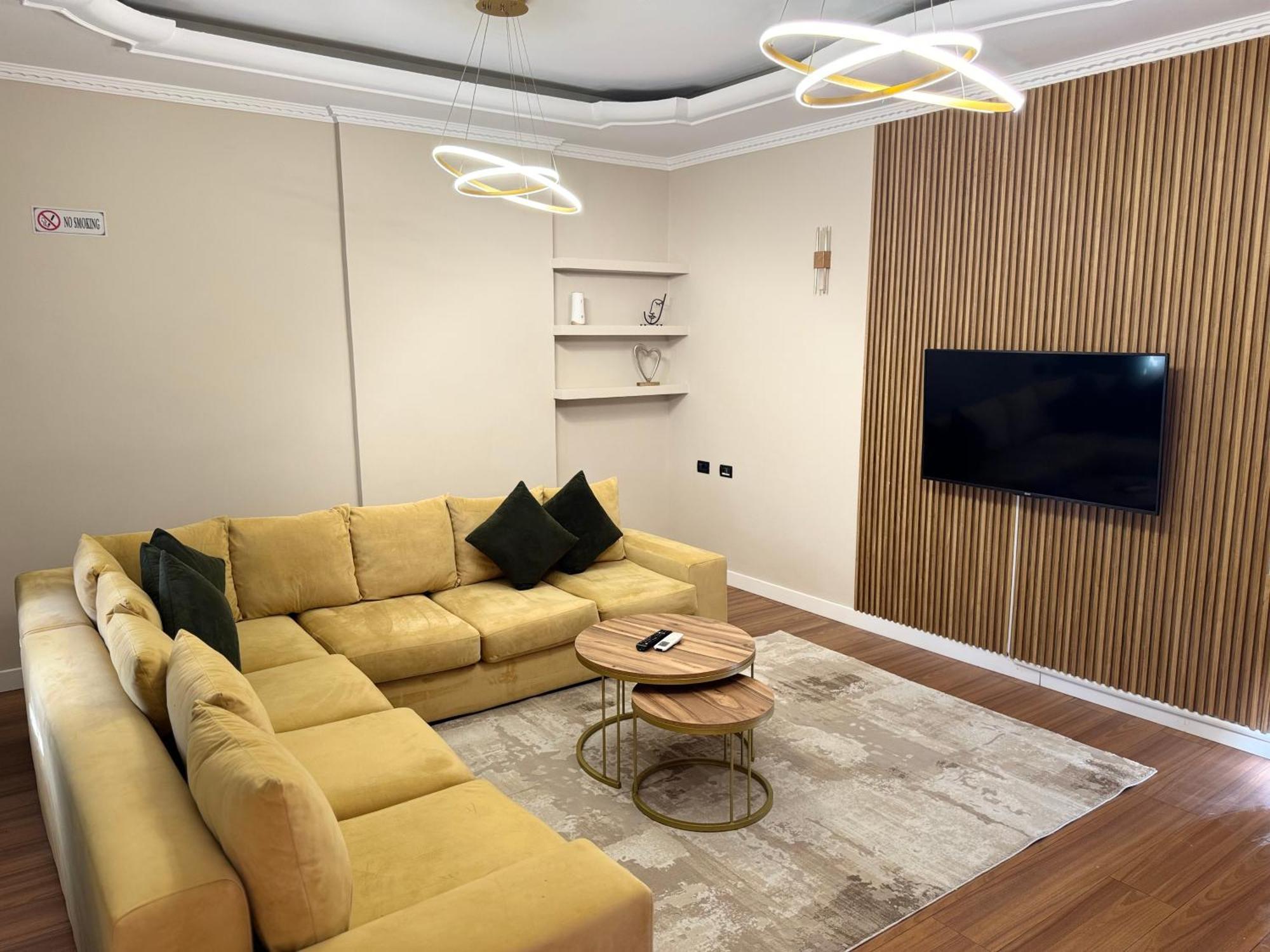 Golden Dublex Tirana Exterior foto